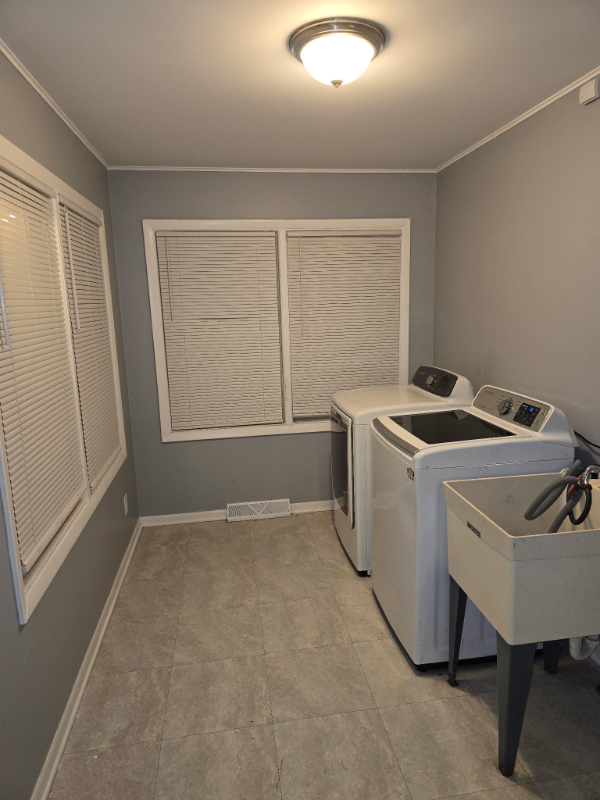 14616 State St - Photo 3 of 11