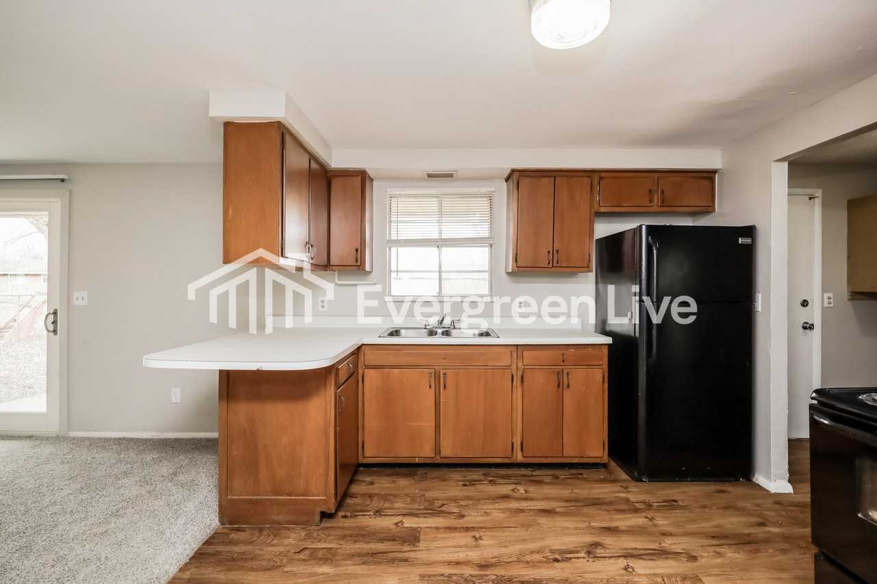 1712 W Loveland Ave - Photo 6 of 15