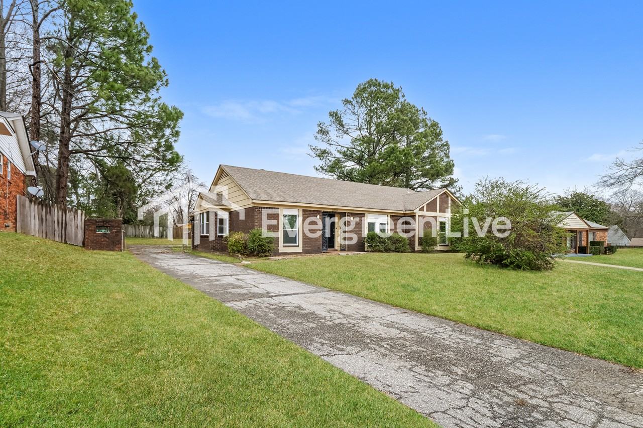 3800 James Rd - Photo 2 of 15