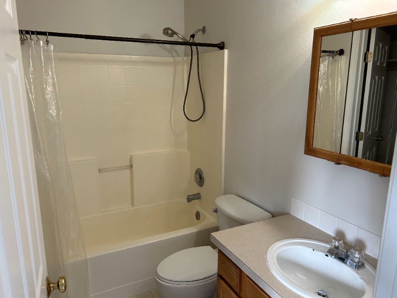 1427 W Roberts Pl - Photo 7 of 7