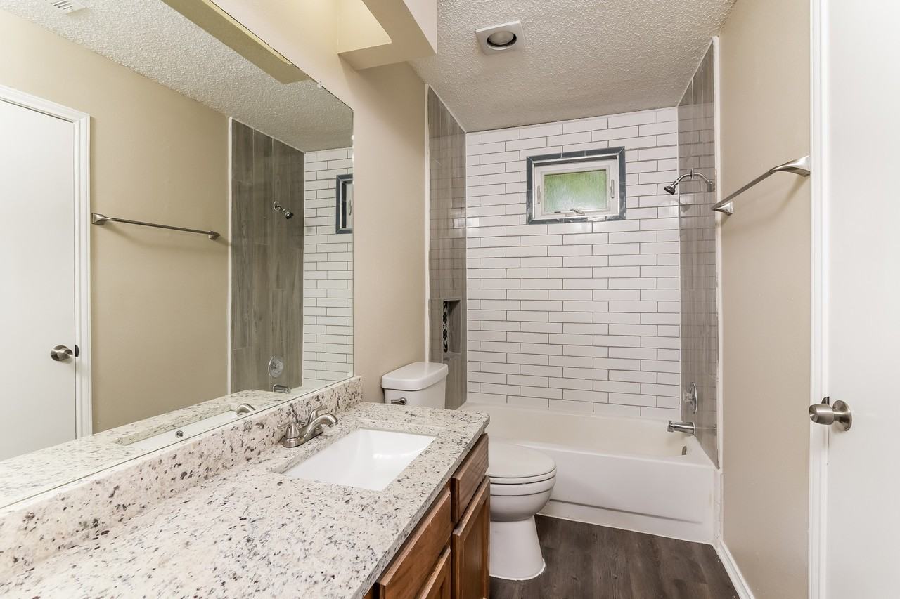 7307 Park West Dr - Photo 6 of 14