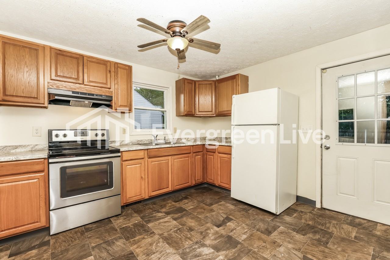 124 E Lindberg Dr - Photo 5 of 15