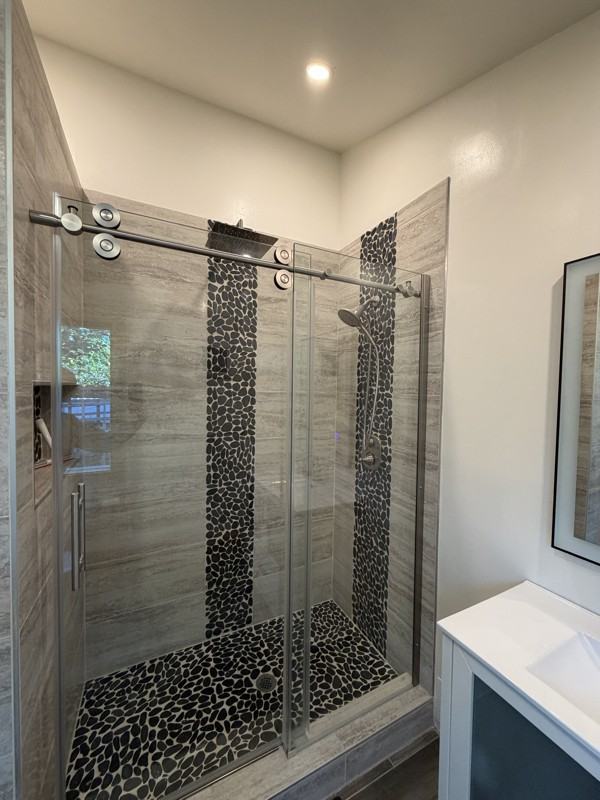 7711 Owensmouth Ave #A - Photo 7 of 21