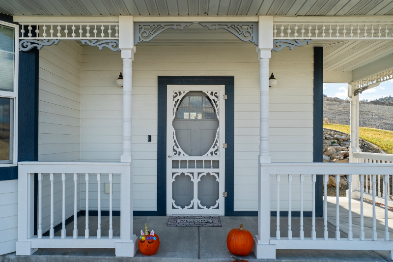 2843 Knight St - Photo 4 of 20