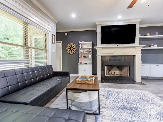 8116 Kanis Oaks Dr - Photo 5 of 40