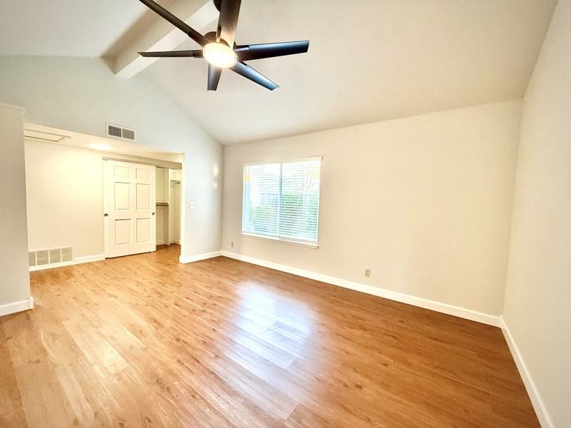 1582 Calle Enrique - Photo 4 of 27