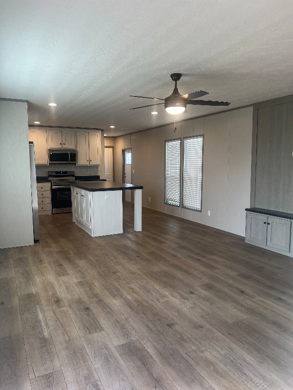 2001 Fm #37 - Photo 4 of 9