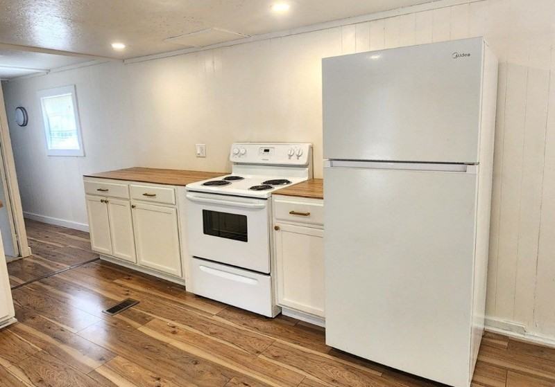 4439 Danville Rd - Photo 5 of 15