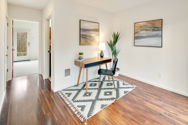 14308 Midvale Ave N - Photo 4 of 7