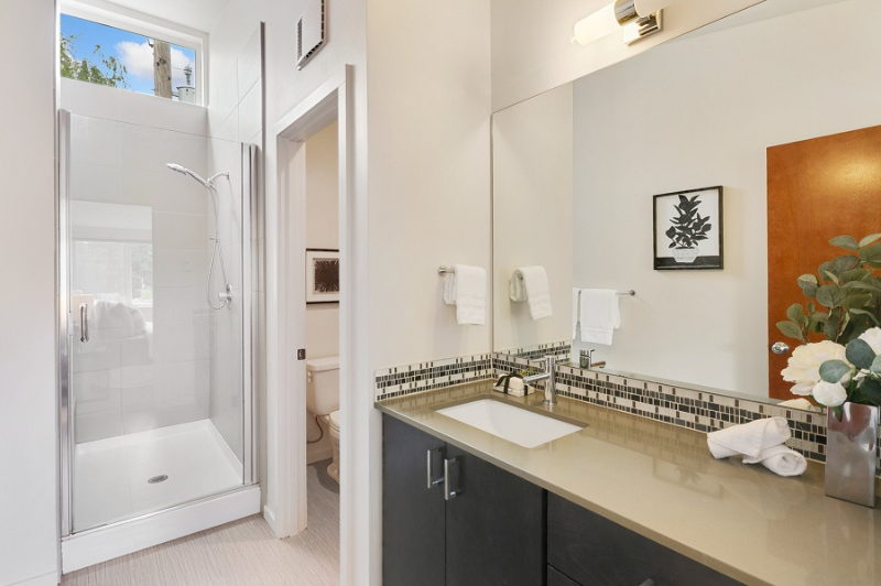 14308 Midvale Ave N - Photo 5 of 7