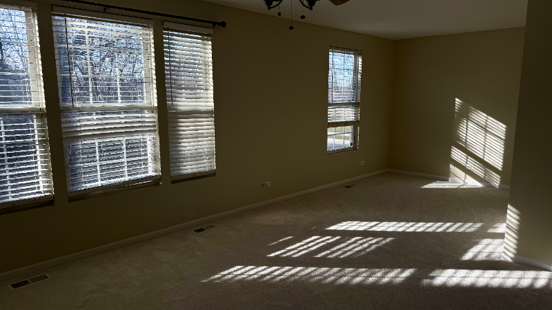 611 Conservatory Ln - Photo 7 of 16