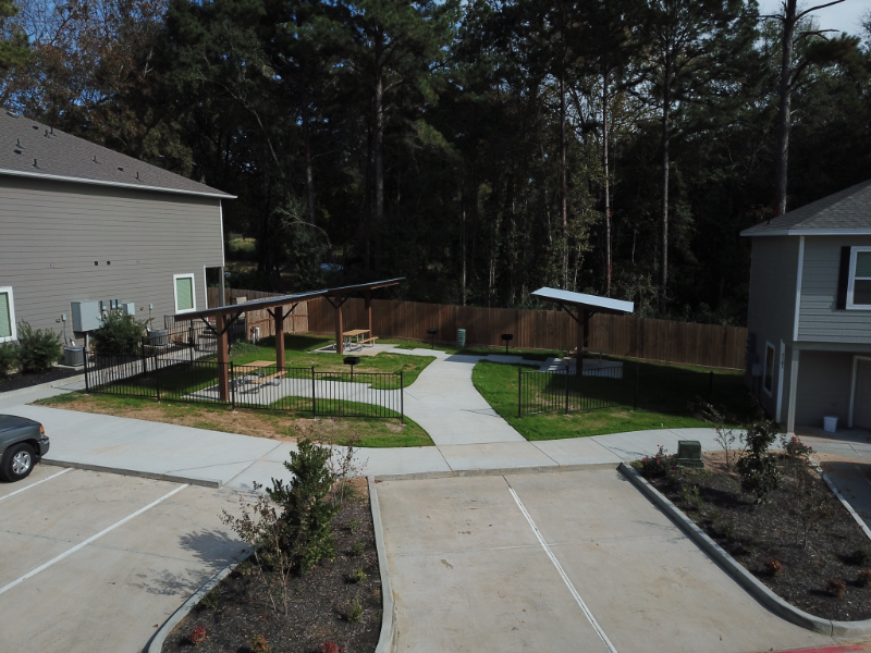 615 Hayman St - Photo 2 of 15