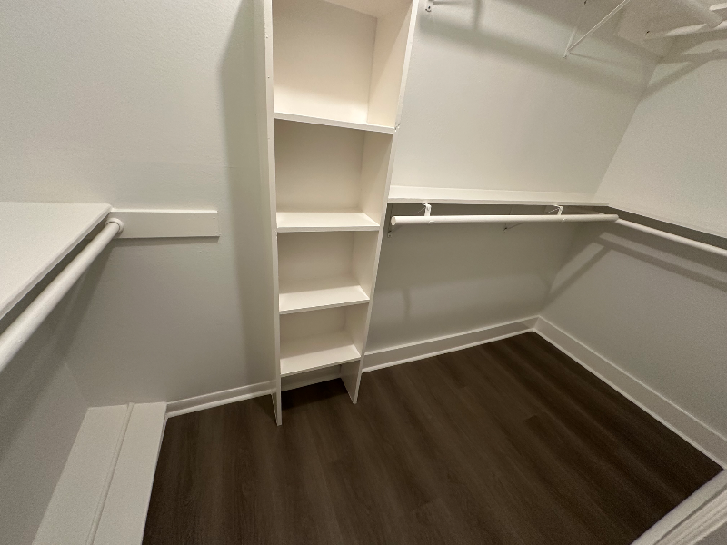 7934 Grandridge Dr - Photo 7 of 13