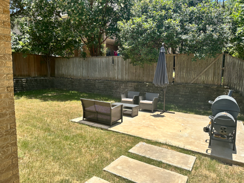 2506 Spring Hill Ln - Photo 6 of 15