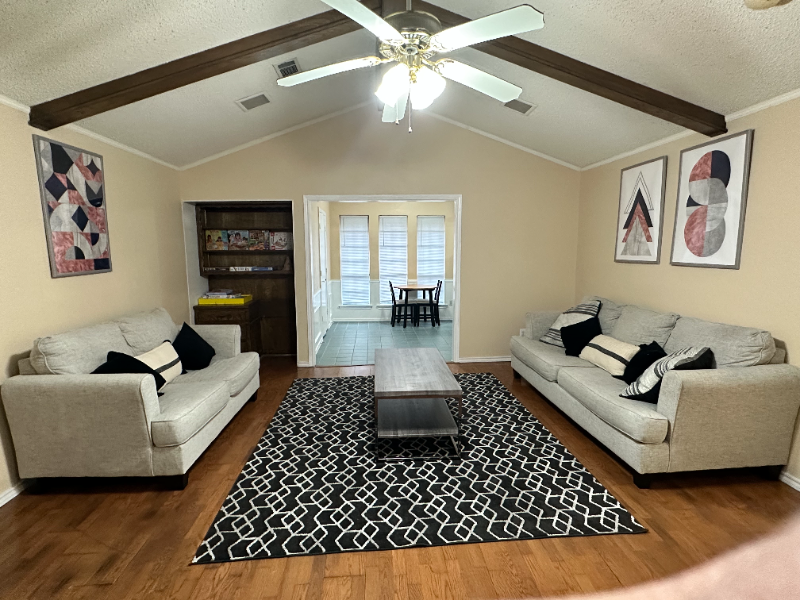 4821 S Country Club Rd - Photo 3 of 16