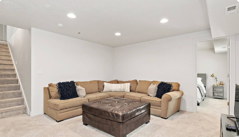 9721 S Fira Ln - Photo 3 of 37