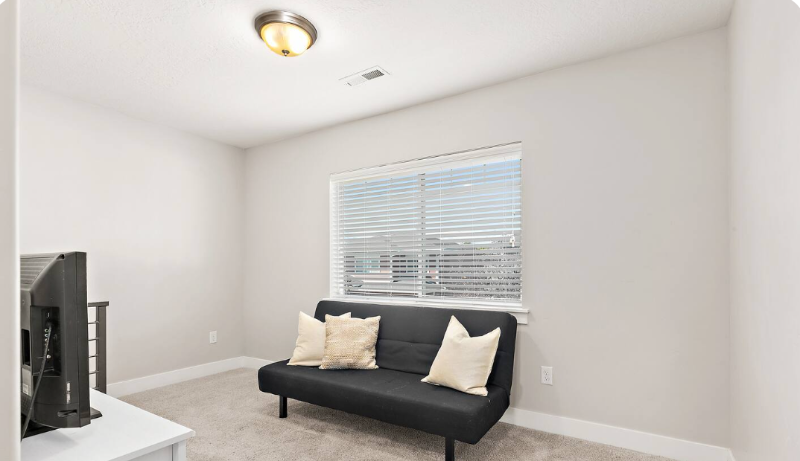 9721 S Fira Ln - Photo 5 of 37