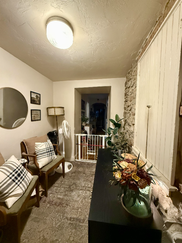 50 York St #4 - Photo 6 of 10