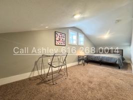 featured image of 1032 Logan St Se