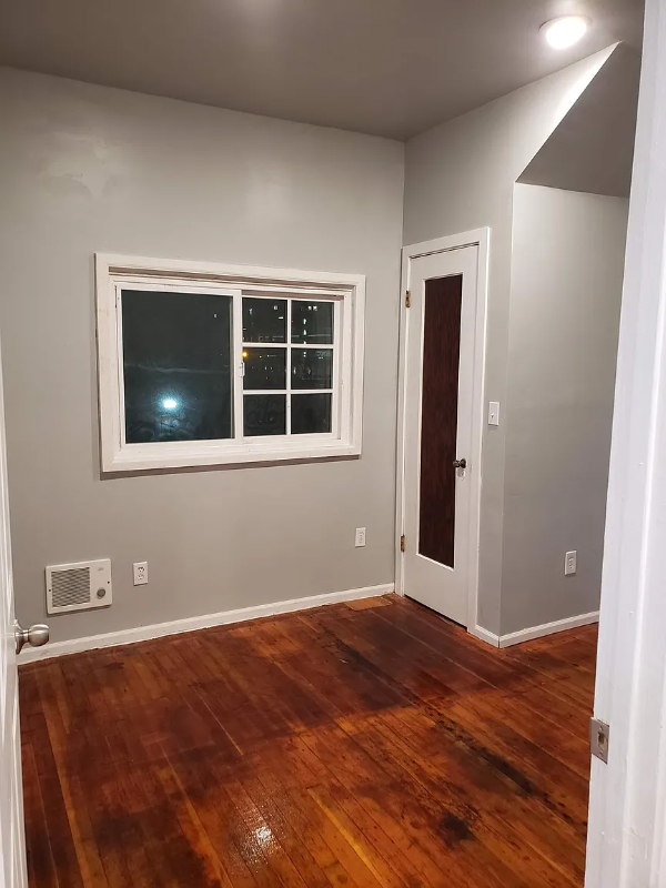 2916 Hoyt Ave #2 - Photo 2 of 8