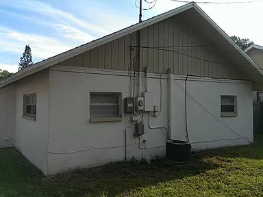 1928 14th Ave S - Photo 2 of 9