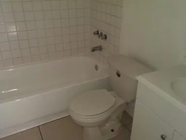 1928 14th Ave S - Photo 4 of 9