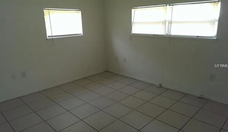 1928 14th Ave S - Photo 6 of 9