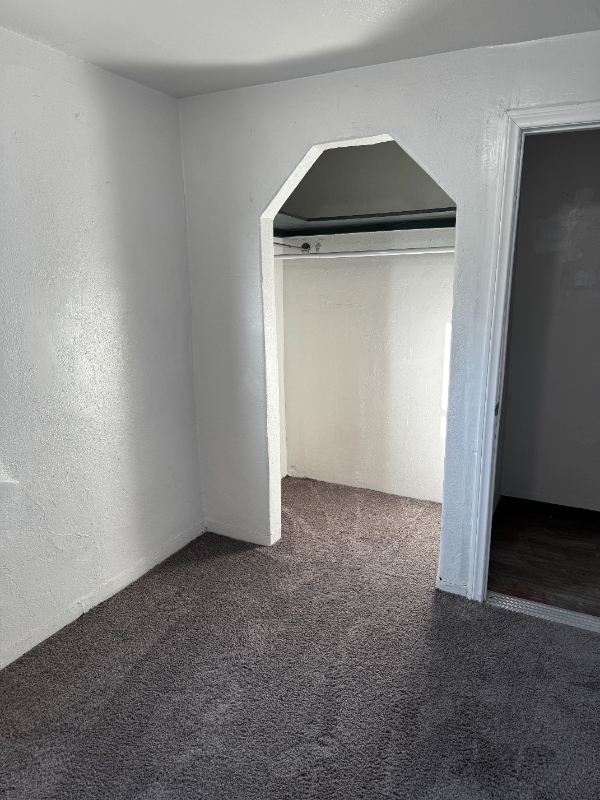 16828 E St - Photo 5 of 12