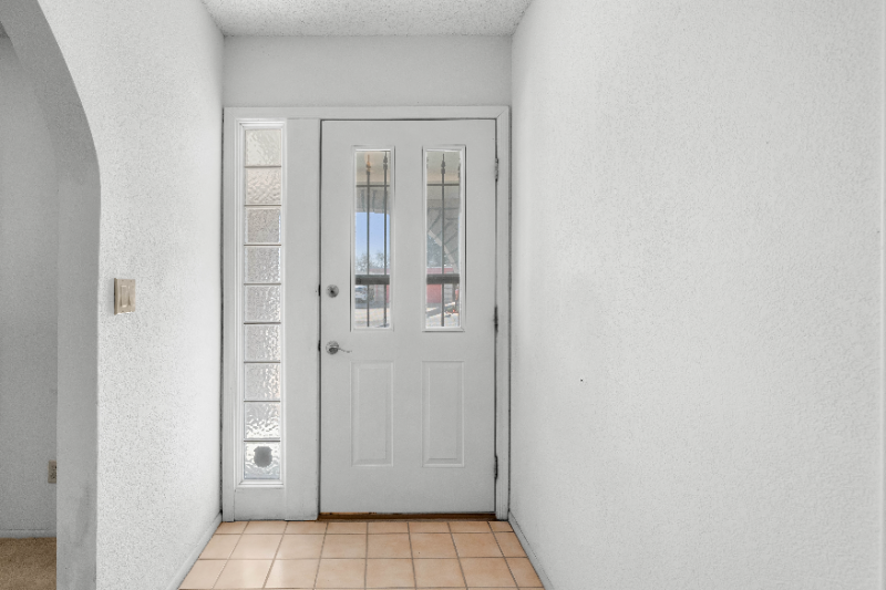 1349 Cholla Cir - Photo 6 of 20