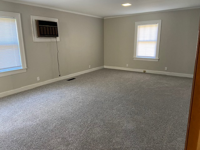 1810 Jordan Ave - Photo 2 of 8