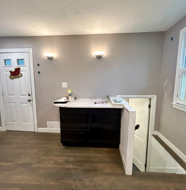 61 Blackstone Rd - Photo 2 of 11