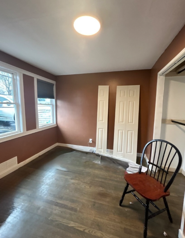 61 Blackstone Rd - Photo 7 of 11