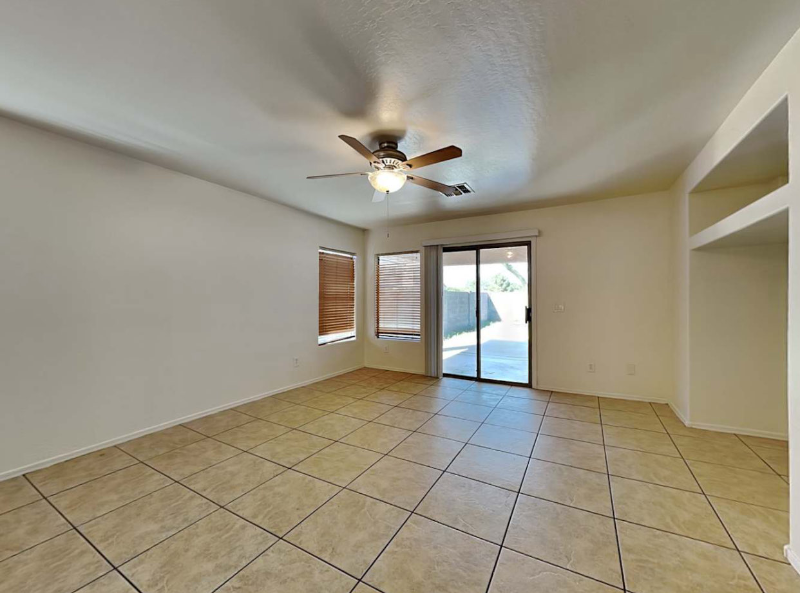 1603 W Alta Vista Rd #1 - Photo 4 of 10