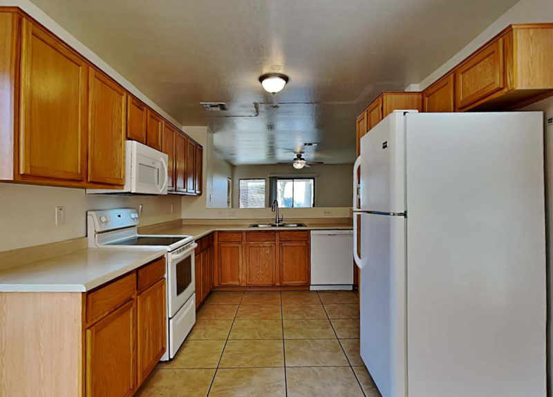 1603 W Alta Vista Rd #1 - Photo 5 of 10