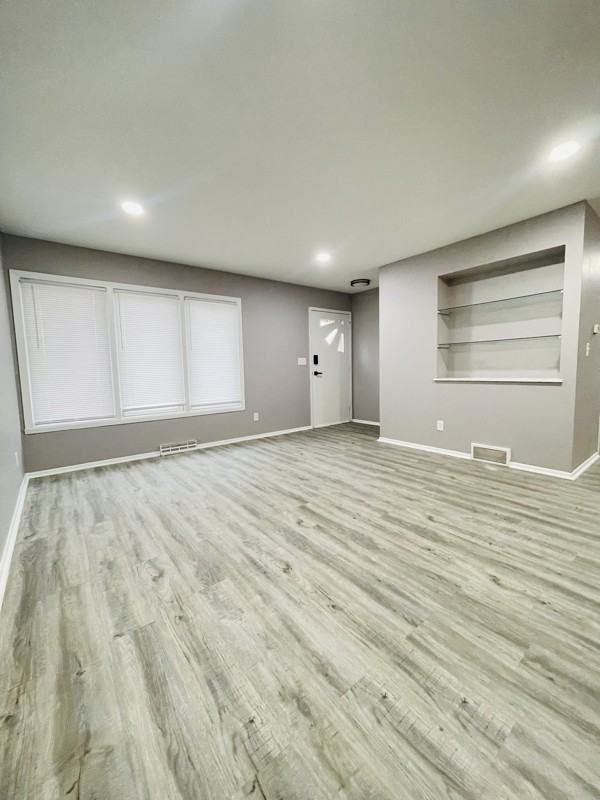 6188 N Denmark St - Photo 4 of 11