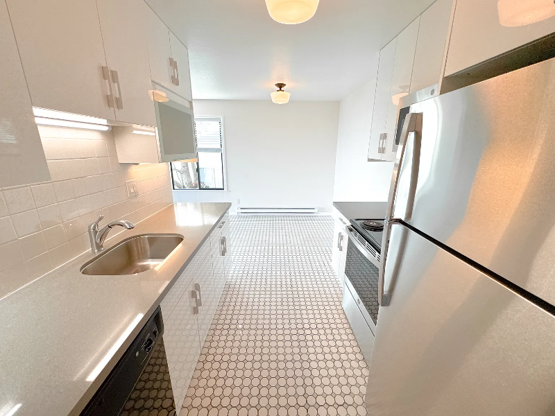 150A Gardenside Dr #202 - Photo 3 of 11