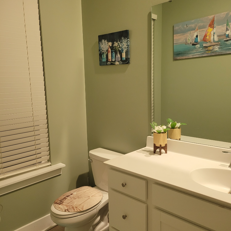 201 Denham St - Photo 3 of 19