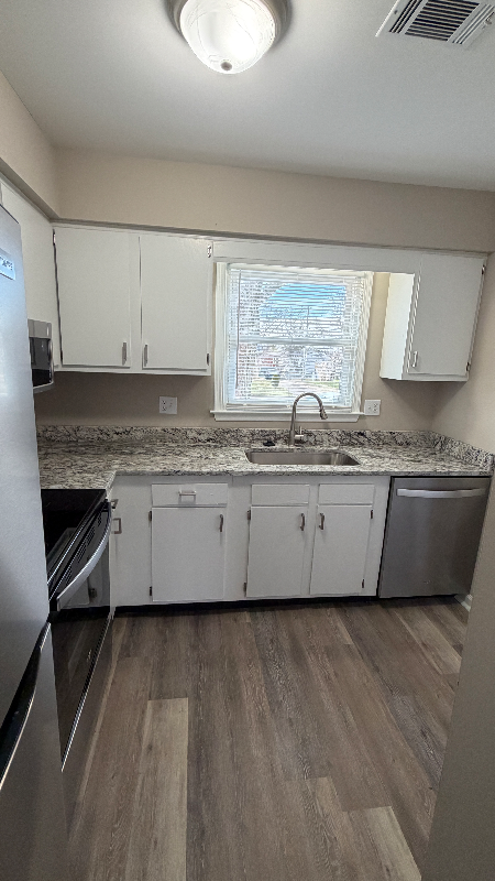 3170 Yellowstone Pkwy - Photo 3 of 13