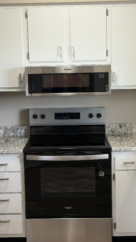 3170 Yellowstone Pkwy - Photo 6 of 13