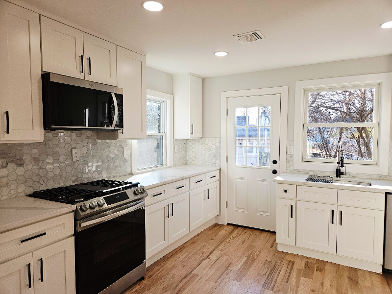 149 Walnut St - Photo 2 of 20