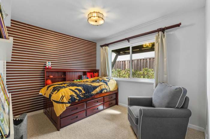 50 Cheltenham Way - Photo 7 of 17