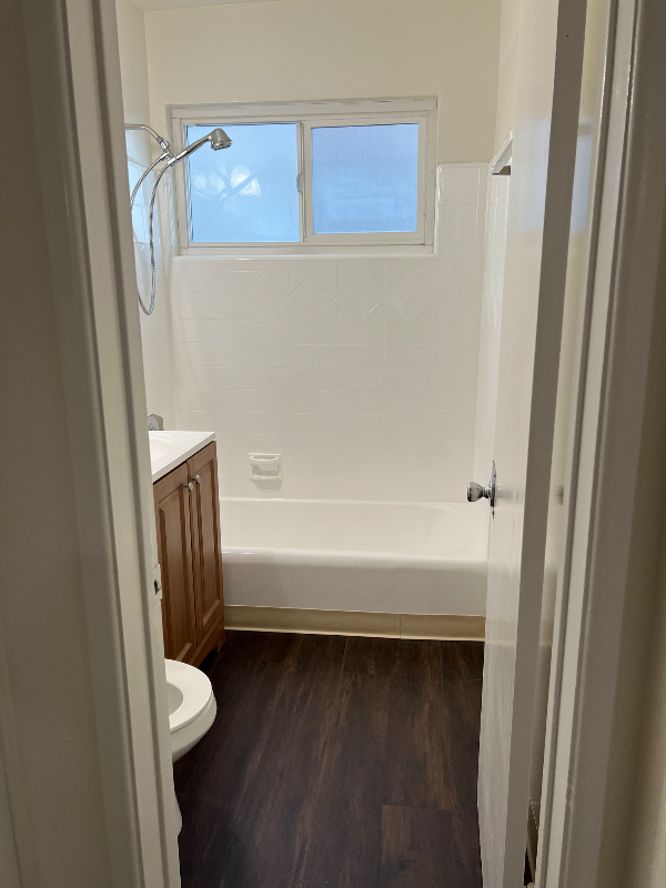 214 W Maple St #23 - Photo 2 of 7