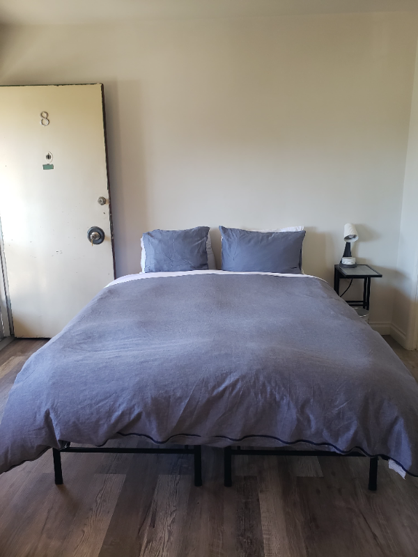 5923 Gregory Ave #8 - Photo 4 of 8