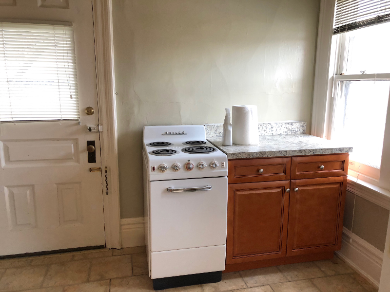 1200 W 10th St #2 - Photo 4 of 11