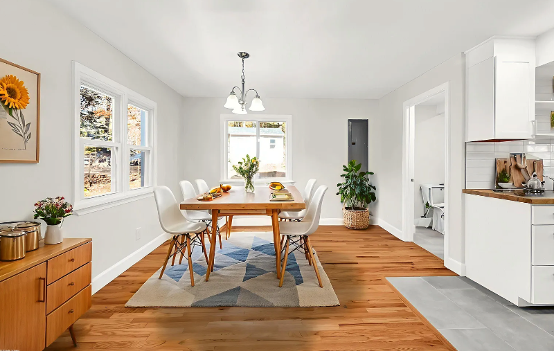 7 Albert Rd - Photo 2 of 8