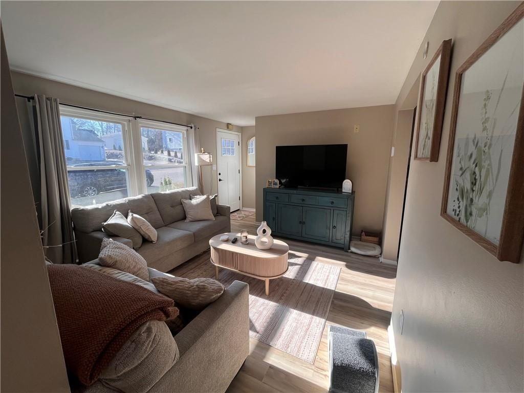 20 Sunrise Dr ##20b - Photo 4 of 11