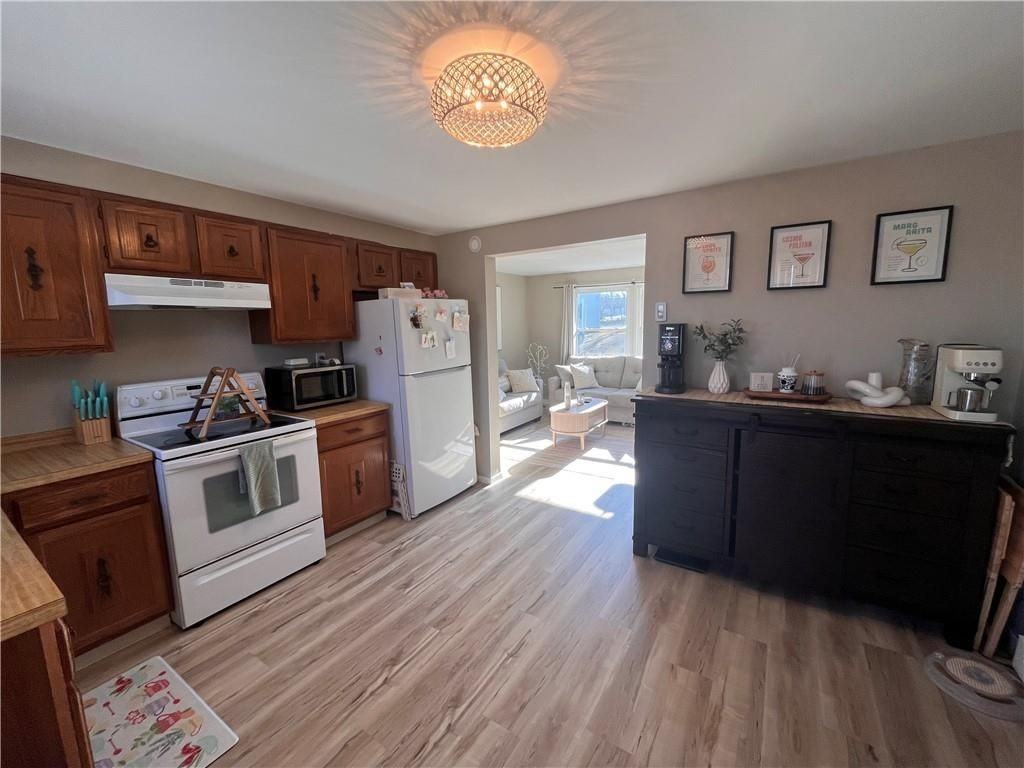 20 Sunrise Dr ##20b - Photo 6 of 11