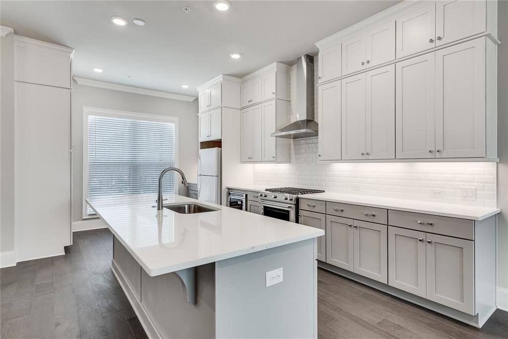 308 Burgess Walk - Photo 6 of 36