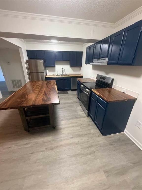 605 Candler St ##A1 - Photo 2 of 11