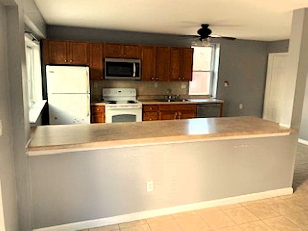 178 Pine Tree Rd - Photo 3 of 11